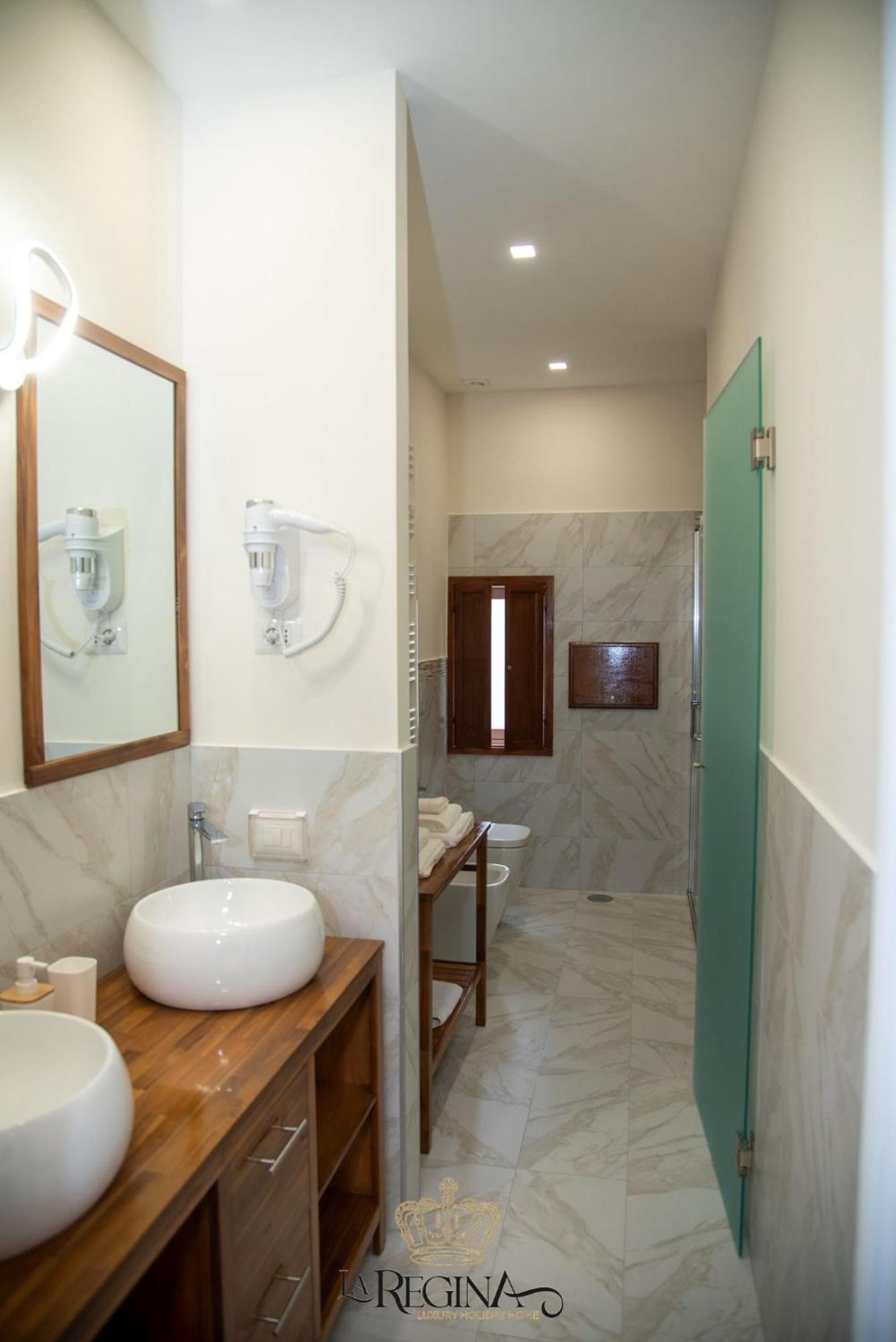 La Regina Luxury Holiday Home 卡瓦德蒂雷尼 外观 照片